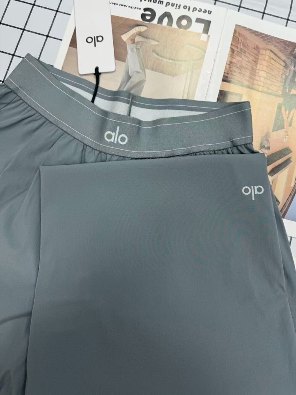 NWT ALO Yoga Steel Grey Suit Up Pants 😝 Casual Style | Athleisure | Travel  💘 - Picture 3 of 8
